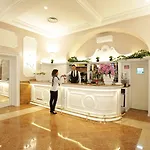 Vergilius Billia Hotel
