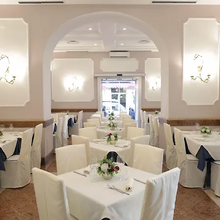Vergilius Billia 4* Νάπολη