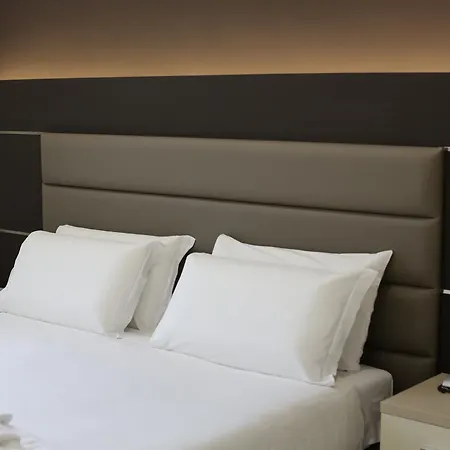Vergilius Billia 4* Νάπολη