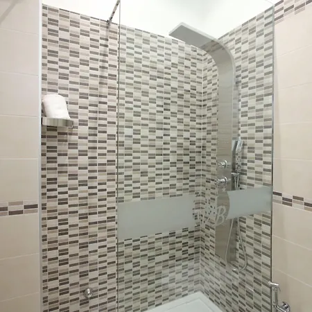 Vergilius Billia Hotel