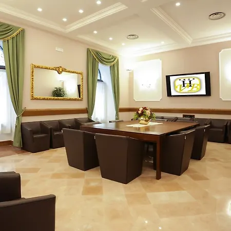 Hotell Vergilius Billia 4*