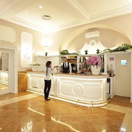 Vergilius Billia Hotell 4*